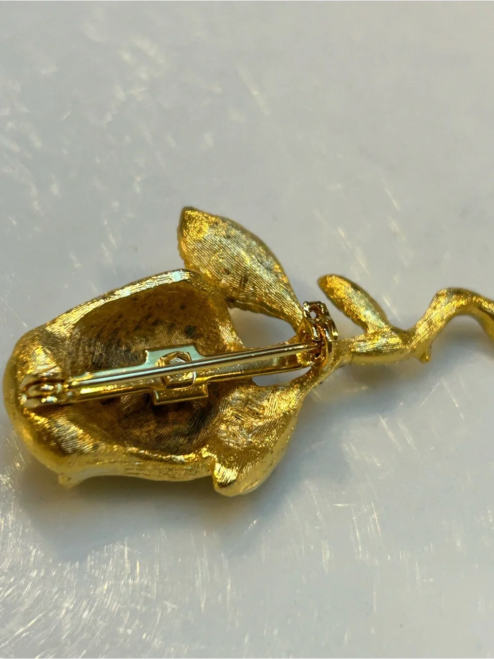 Vintage Gold tone Turtle Brooch with Multicolored Rhinestones